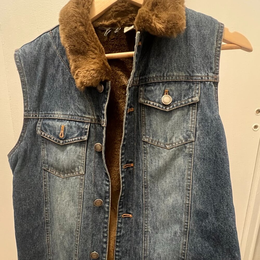 Vintage Denim Vest with Faux Fur Interior